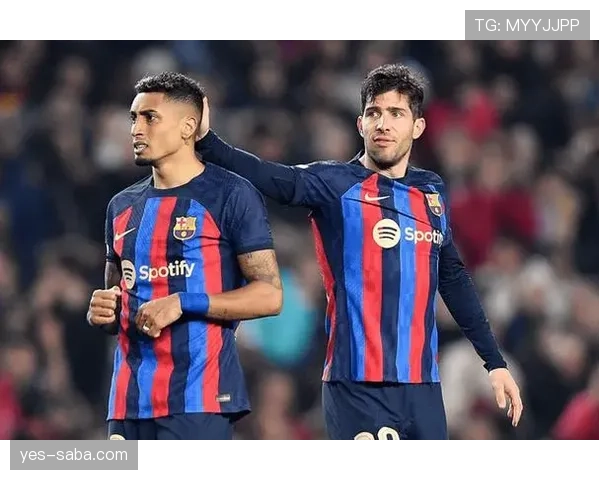 德布劳内与佩德里中场角色对比：体系适配性与创造力机制差异