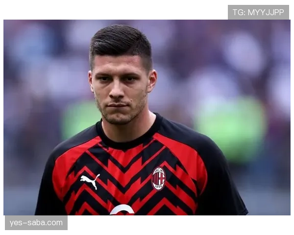 伊萨克与约维奇：同代中锋的终结效率与进攻角色差异解析