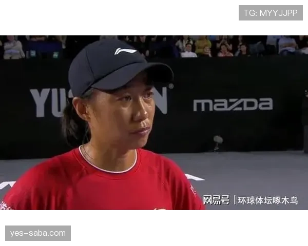 张帅拎那只包下机的瞬间，我默默删了购物车